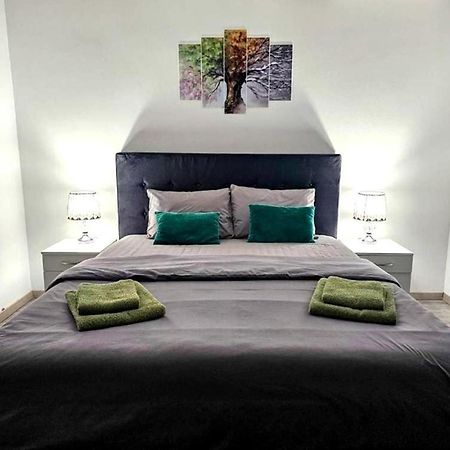 Ferienwohnung Sleep & Go Surčin Exterior foto